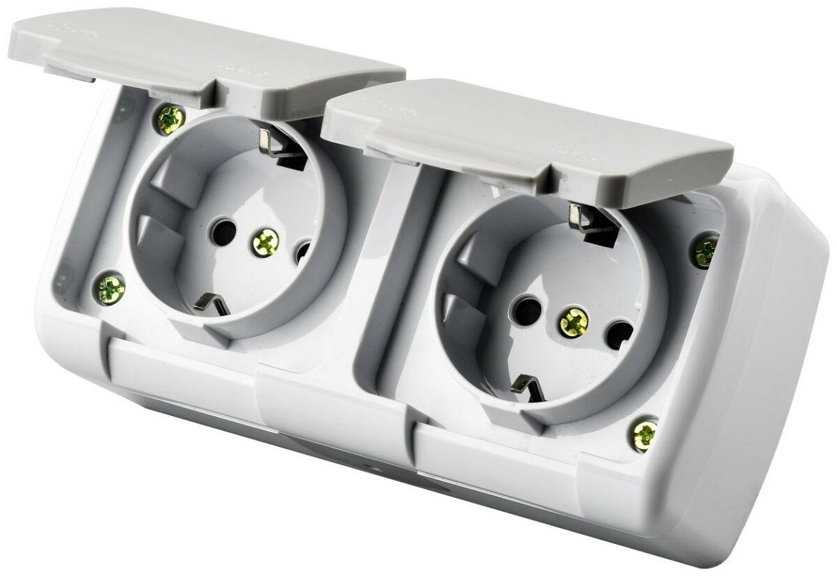 Entac Stephan surface mounted wall socket earthed 2x IP54 - Image 1