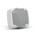 Entac Stephan surface mounted wall socket earthed IP54 - Image 3