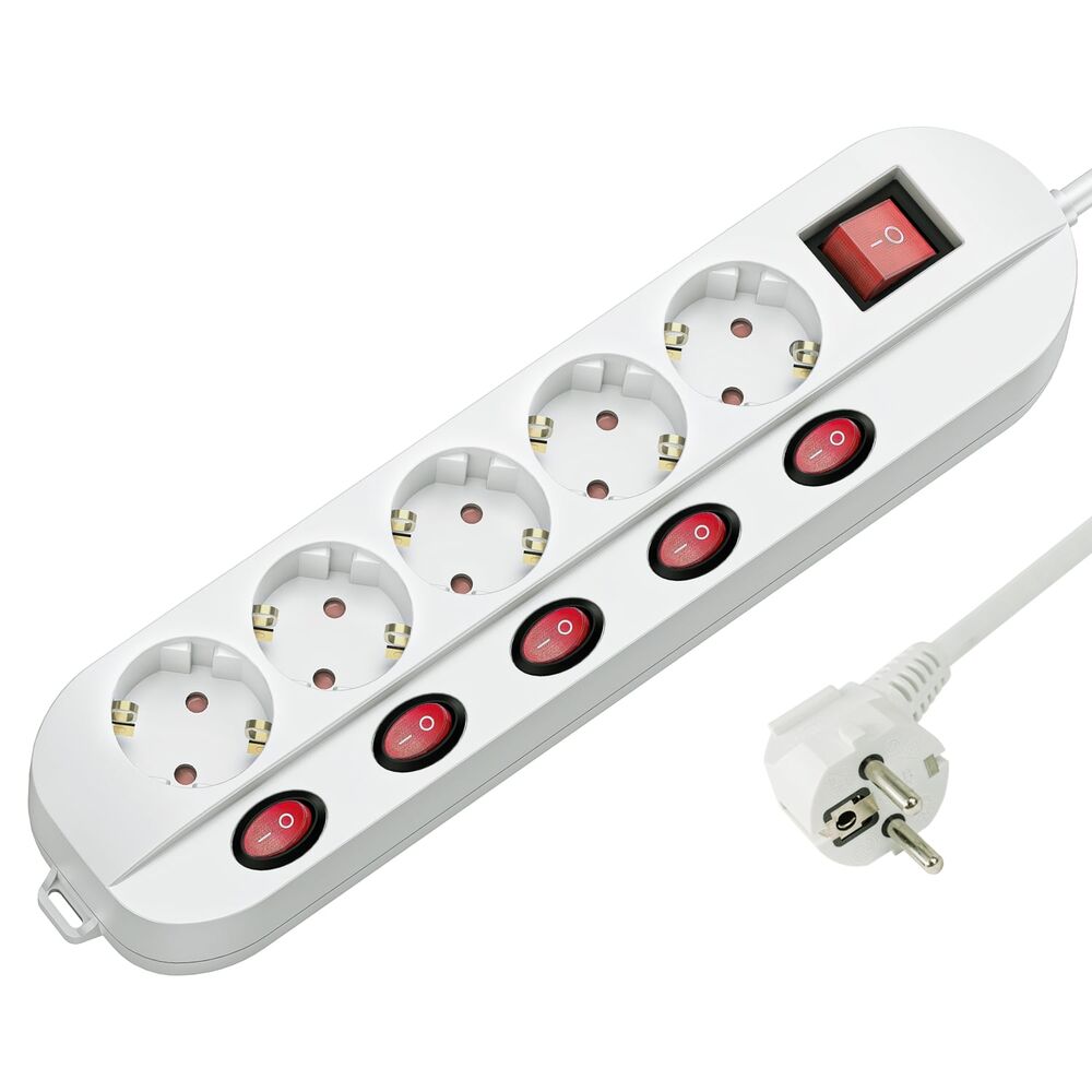 media-1745592554656 Technik Professional Πολύπριζο 5 Θέσεων 1,5m (1,5mm2) 5+1 Διακόπτης 16A - Image 1