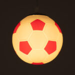GLOBOSTAR® FOOTBALL 00642 Παιδικό Κρεμαστό Φωτιστικό Οροφής με Ντουί 1 x E27 AC 220-240V IP20 - Λευκό & Κόκκινο - Μ15 x Π15 x Y18cm - Image 3