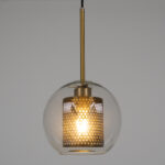 GLOBOSTAR® AVERY 00739 Μοντέρνο Κρεμαστό Φωτιστικό Οροφής με Ντουί 1 x E27 AC 220-240V IP20 - Διάφανο & Χρυσό - Μ18 x Π18 x Υ38cm - Image 3