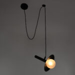 GLOBOSTAR® CELEST 00789 Μοντέρνο Κρεμαστό Φωτιστικό Οροφής με Ντουί 1 x G9 AC 220-240V IP20 - Μαύρο & Λευκό - Μ20 x Π20 x Υ26.5cm - Image 3