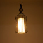 GLOBOSTAR® LILY 01559 Vintage Κρεμαστό Φωτιστικό Οροφής με Ντουί 1 x E27 AC 220-240V IP20 - Μαύρο & Λευκό - Μ25 x Π25 x Υ61cm - Image 3