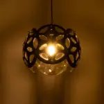 GLOBOSTAR® DOMINIC 202-0031 Μοντέρνο Κρεμαστό Φωτιστικό Οροφής με Ντουί 1 x E27 AC 220-240V IP20 - Μαύρο - Μ30 x Π30 x Υ24cm - Image 3