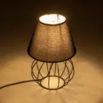 GLOBOSTAR® SHAPE 202-0057 Μοντέρνο Επιτραπέζιο Φωτιστικό Πορτατίφ με Ντουί 1 x E27 AC 220-240V IP20 - Μαύρο - Μ19 x Π19 x Υ28cm - Image 3