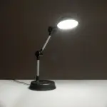GLOBOSTAR® MICHEL 202-0061 Μοντέρνο Επιτραπέζιο Φωτιστικό Γραφείου LED 6W 540lm 120° AC 220-240V IP20 Ψυχρό Λευκό 6000K - Lumileds SMD Chip - Μαύρο - Μ15 x Π15 x Υ51cm - 2 Χρόνια Εγγύηση - Image 3