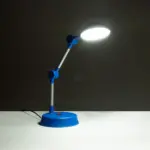 GLOBOSTAR® MICHEL 202-0063 Μοντέρνο Επιτραπέζιο Φωτιστικό Γραφείου LED 6W 540lm 120° AC 220-240V IP20 Ψυχρό Λευκό 6000K - Lumileds SMD Chip - Μπλε - Μ15 x Π15 x Υ51cm - 2 Χρόνια Εγγύηση - Image 3