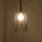 GLOBOSTAR® TALAH 203-0009 Vintage Κρεμαστό Φωτιστικό Οροφής με Ντουί 1 x E27 AC 220-240V IP20 - Μαύρο & Μπεζ - Μ15.5 x Π15.5 x Υ30cm - Image 3