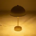 GLOBOSTAR® GAZETA 203-0303 Μοντέρνο Επιτραπέζιο Φωτιστικό Πορτατίφ με Ντουί 1 x E27 AC 220-240V IP20 - Λευκό & Μπρονζέ  - Μ25 x Π25 x Υ39cm - Image 2