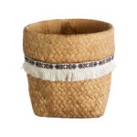 GloboStar® Artificial Garden MONTANA 20504 Διακοσμητικό Κεραμικό Κασπώ Γλάστρα - Flower Pot Καφέ με Λευκή Υφασμάτινη Κορδέλα και Μαύρες - Κόκκινες Λεπτομέρειες Φ16.5 x Υ15.5cm - Image 2