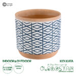 GloboStar® Artificial Garden KOLKATA 20525 Διακοσμητικό Κεραμικό Κασπώ Γλάστρα - Flower Pot Λευκό με Μπλε και Μπεζ Φ14.5 x Υ13cm