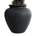 GloboStar® Artificial Garden OLYMPIA 20719 Επιδαπέδιο Πολυεστερικό Τσιμεντένιο Κασπώ Γλάστρα - Flower Pot Μαύρο Φ55 x Υ60cm - Image 5