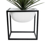 GloboStar® Artificial Garden FIORI 20754 Επιδαπέδιο Μεταλλικό Τσιμεντένιο Κασπώ Γλάστρα - Flower Pot Λευκό με Μαύρο Μ60 x Π40 x Υ60cm - Image 3
