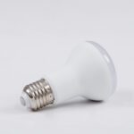 GloboStar® SPOTBULB 60080 Λάμπα E27 R63 LED 10W 940lm 120° AC 220-240V IP20 Θερμό Λευκό 2700K - Lumileds SMD Chip - Λευκό Γαλακτερό - Μ6.3 x Π6.3 x Υ10.4cm - 3 Χρόνια Εγγύηση - Image 4