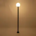 GLOBOSTAR® AGROS 61597 Φωτιστικό Κολωνάκι Κήπου με Ντουί 1 x E27 AC 220-240V Αδιάβροχο IP65 - Λευκό & Μάυρο - Μ30 x Π30 x Υ240cm - Image 3