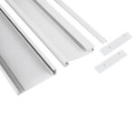 GloboStar® SKIRTINGBOARD-PROFILE 70851-3M Προφίλ Αλουμινίου - Βάση & Ψύκτρα Ταινίας LED με Λευκό Γαλακτερό Κάλυμμα - Επιφανειακή Χρήση για Περβάζι - Πατητό Κάλυμμα - Λευκό - 3 Μέτρα - Μ300 x Π1.6 x Υ8cm - Image 3