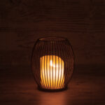 GloboStar® CANDLE 76495 Διακοσμητικό Realistic Κερί με LED Εφέ Κινούμενης Φλόγας - Μπαταρίας 2 x AA (Δεν Συμπεριλαμβάνονται) & Ασύρματο Χειριστήριο IR Θερμό Λευκό 2700K Dimmable Μαύρο Φ14 x Υ16cm - Image 6