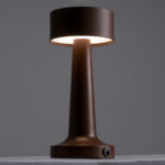GloboStar® BELLA 76507 Επαναφορτιζόμενο Επιτραπέζιο Φωτιστικό Πορτατίφ LED 1.5W 105lm 120° DC 5V IP44 Θερμό Λευκό 2700K Dimmable Καφέ Αλουμίνιο - Μ9 x Π9 x Υ21cm - 2 Xρόνια Εγγύηση - Image 3