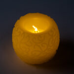 GloboStar® CANDLE 79537 Διακοσμητικό Realistic Κερί με LED Εφέ Κινούμενης Φλόγας - Μπαταρίας 3 x LR1130 Θερμό Λευκό 2700K Μπεζ D6 x H5cm - Image 2