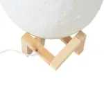 GloboStar® MOON 79607-S Επιτραπέζιο Φωτιστικό LED 3W 150lm 360° DC 5V IP20 RGB Dimmable Λευκό Πλαστικό με Μπεζ Ξύλο - Λειτουργία μόνο σε ρεύμα, χωρίς μπαταρίες - Μ20 x Π20 x Υ23cm - 2 Χρόνια Εγγύηση - Image 3