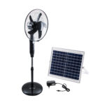 GloboStar® SOLARE-FAN 85358 Solar Fan Αυτόνομος Ηλιακός Επιδαπέδιος Ανεμιστήρας 25W 2 Λειτουργιών Ρεύματος με AC 220-240V ή με Φωτοβολταϊκό Panel 9V 15W & Επαναφορτιζόμενη Μπαταρία Li-ion 7.4V 6000mAh - 12 Ταχύτητες - Ασύρματο Χειριστήριο - Ενσωματωμένο USB 2.0 Charger Συσκευών - IP20 - Μ44 x Π37.5 x Υ132cm - Μαύρο - 2 Years Warranty - Image 2
