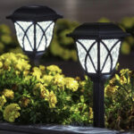 GloboStar® 85703 ΣΕΤ 6 Τεμαχίων Αυτόνομα Ηλιακά Φωτιστικά LED SMD 1W 100lm με Ενσωματωμένη Μπαταρία 600mAh - Φωτοβολταϊκό Πάνελ με Αισθητήρα Ημέρας-Νύχτας Αδιάβροχο IP65 Φανάρι Κήπου Τετράγωνο Ψυχρό Λευκό 6000K - Image 6