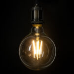 GLOBOSTAR® BUBBLE 99085 Λάμπα E27 G125 LED 4W 840lm 360° AC 220-240V IP20 Θερμό Λευκό 2700K - Long Filament Chip - Διάφανο - Μ12.5 x Π12.5 x Υ13.8cm - 3 Χρόνια Εγγύηση - Image 5