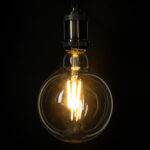GLOBOSTAR® BUBBLE 99089 Λάμπα E27 G125 LED 7W 1470lm 360° AC 220-240V IP20 Θερμό Λευκό 2700K - Long Filament Chip - Διάφανο - Μ12.5 x Π12.5 x Υ13.8cm - 3 Χρόνια Εγγύηση - Image 5