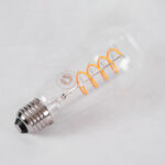 GLOBOSTAR® PEAR 99143 Λάμπα E27 ST64 LED 4W 300lm 360° AC 220-240V IP20 Θερμό Λευκό 2700K Dimmable - Soft S Spiral Filament Chip - Διάφανο - Μ6.4 x Π6.4 x Υ14cm - 3 Χρόνια Εγγύηση - Image 4
