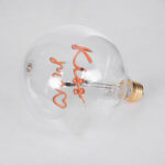 GLOBOSTAR® KISS ME 99256 Λάμπα E27 G125 LED 4W 340lm 360° AC 220-240V IP20 Ροζ Dimmable - Filament Chip - Διάφανο - Μ12.5 x Π12.5 x Υ18cm - 3 Χρόνια Εγγύηση - Image 4