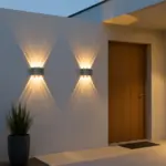 kelvo® SIXOAD KLV-101-0007 Φωτιστικό Τοίχου / Απλίκα LED 18W 1800lm 30° AC 220-240V Αδιάβροχο IP65 Θερμό Λευκό 2700K - CREE XPE Chip & TÜV SÜD Driver - Γκρι Ανθρακί Ματ - Μ17 x Π4 x Υ8cm - 5 Χρόνια Εγγύηση