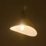 GLOBOSTAR® RIVE 203-0141 Μοντέρνο Κρεμαστό Φωτιστικό Οροφής με Ντουί 1 x E27 AC 220-240V IP20 - Λευκό & Χρυσό - Μ22 x Π20 x Υ22cm - Image 3