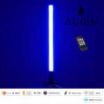 GloboStar® ALIEN-DIVA-BLACK-50-6 ALIEN Design DIVA Μοντέρνο Minimal Nordic Μεταλλικό Φωτιστικό Επιτραπέζιο - Πορτατίφ - Λαμπατέρ Μαύρο LED 8W 800lm με Ασύρματο Χειριστήριο RF & Dimmer IP20 Μπλε Μ3 x Π1.6 x Υ50cm - Image 4