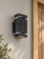 GLOBOSTAR® QUATRO 77897 Μοντέρνο Φωτιστικό Τοίχου - Απλίκα με Ντουί 2 x GU10 AC 220-240V Αδιάβροχο IP65 - Μαύρο Ματ - Μ11 x Π13 x Υ21.5cm - Image 2